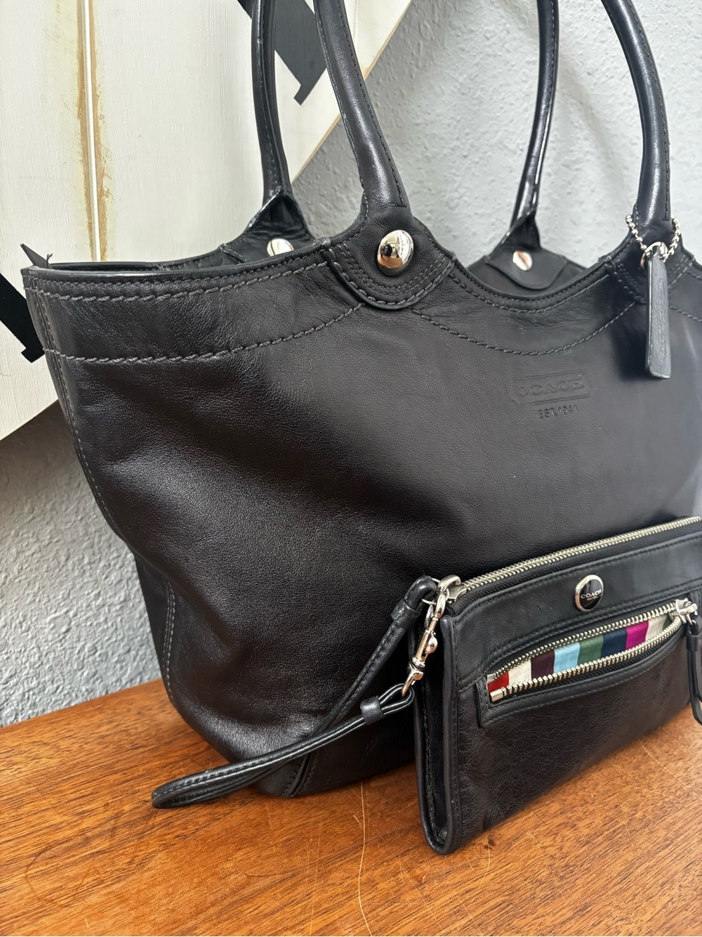 Coach Legacy Black Bleeker Tote and Legacy Wallet - Picture 3 of 14